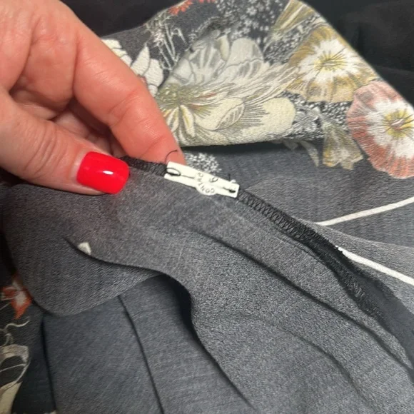 Zara Long Sleeve Flared Sleeve Floral Top – Black with Multi-Color Floral Design - Picture 8 of 8